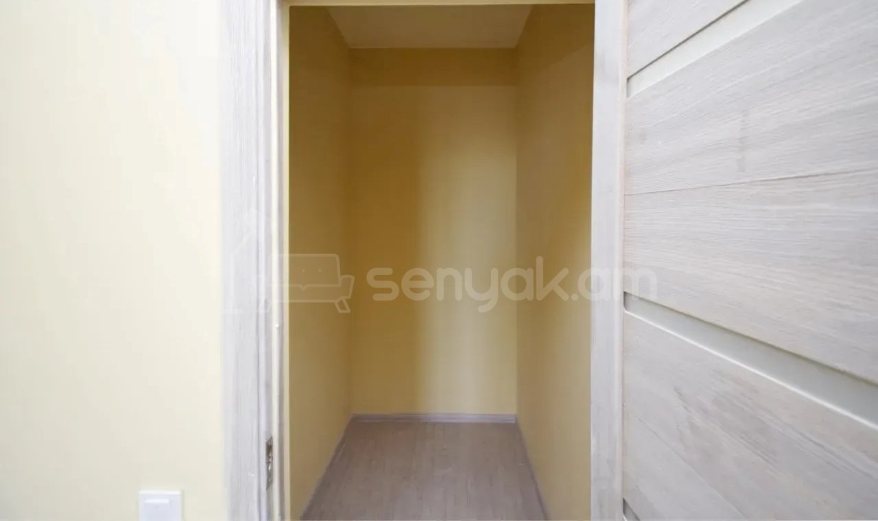 3 Սենյականոց Բնակարան Նորակառույցում, 143քմ, 13/13 հարկ, Կապիտալ Վերանորոգված