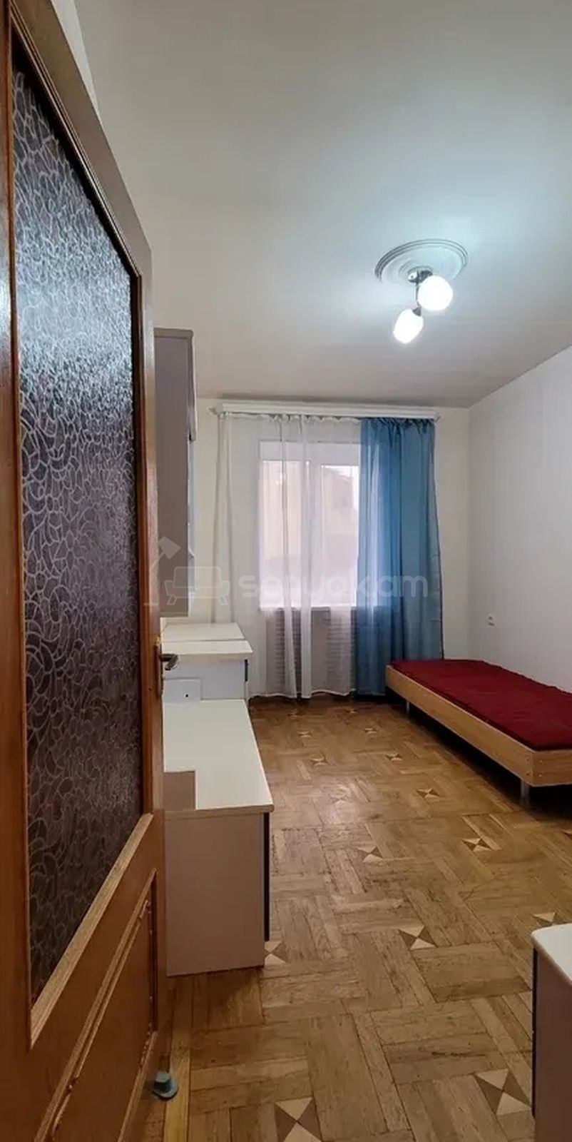 4 Սենյականոց Բնակարան Քարե Շենքում, 109քմ, 3/5 հարկ, Նորմալ Վիճակում