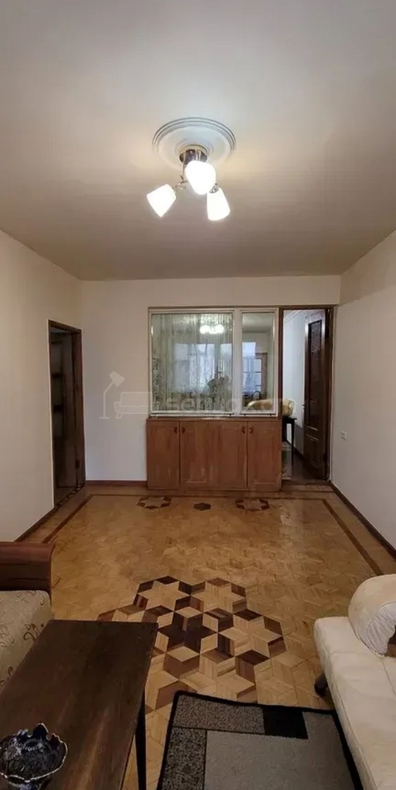 4 Սենյականոց Բնակարան Քարե Շենքում, 109քմ, 3/5 հարկ, Նորմալ Վիճակում