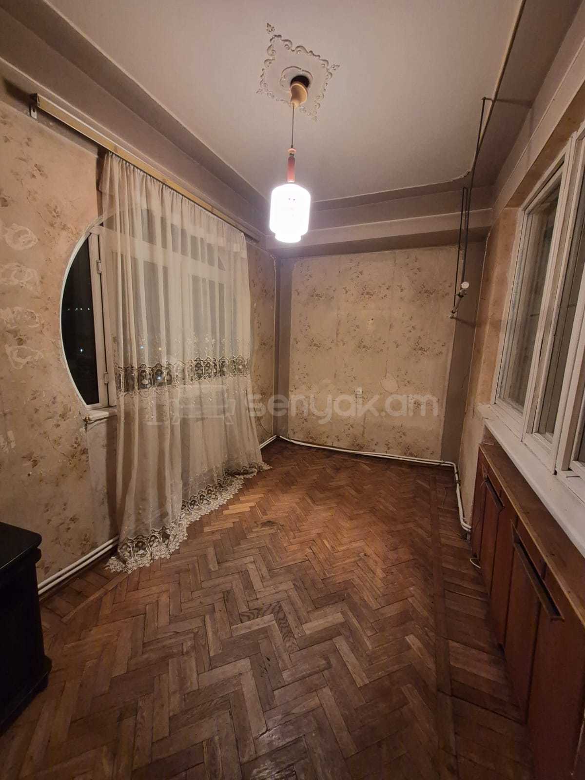 3 Սենյականոց Բնակարան, 73քմ, 9/16 հարկ, Պետական Վիճակում