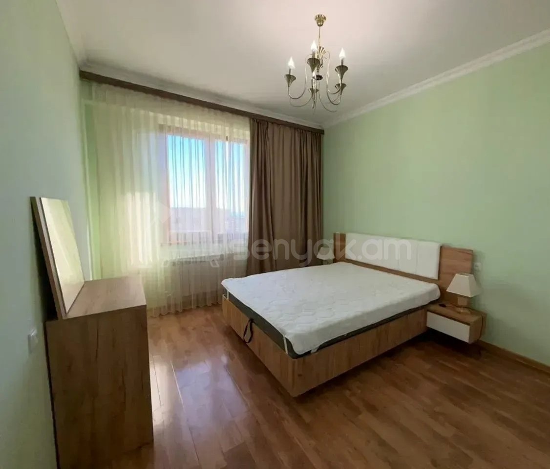 3 Սենյականոց Բնակարան Նորակառույցում, 100քմ, 16/17 հարկ, Կապիտալ Վերանորոգված