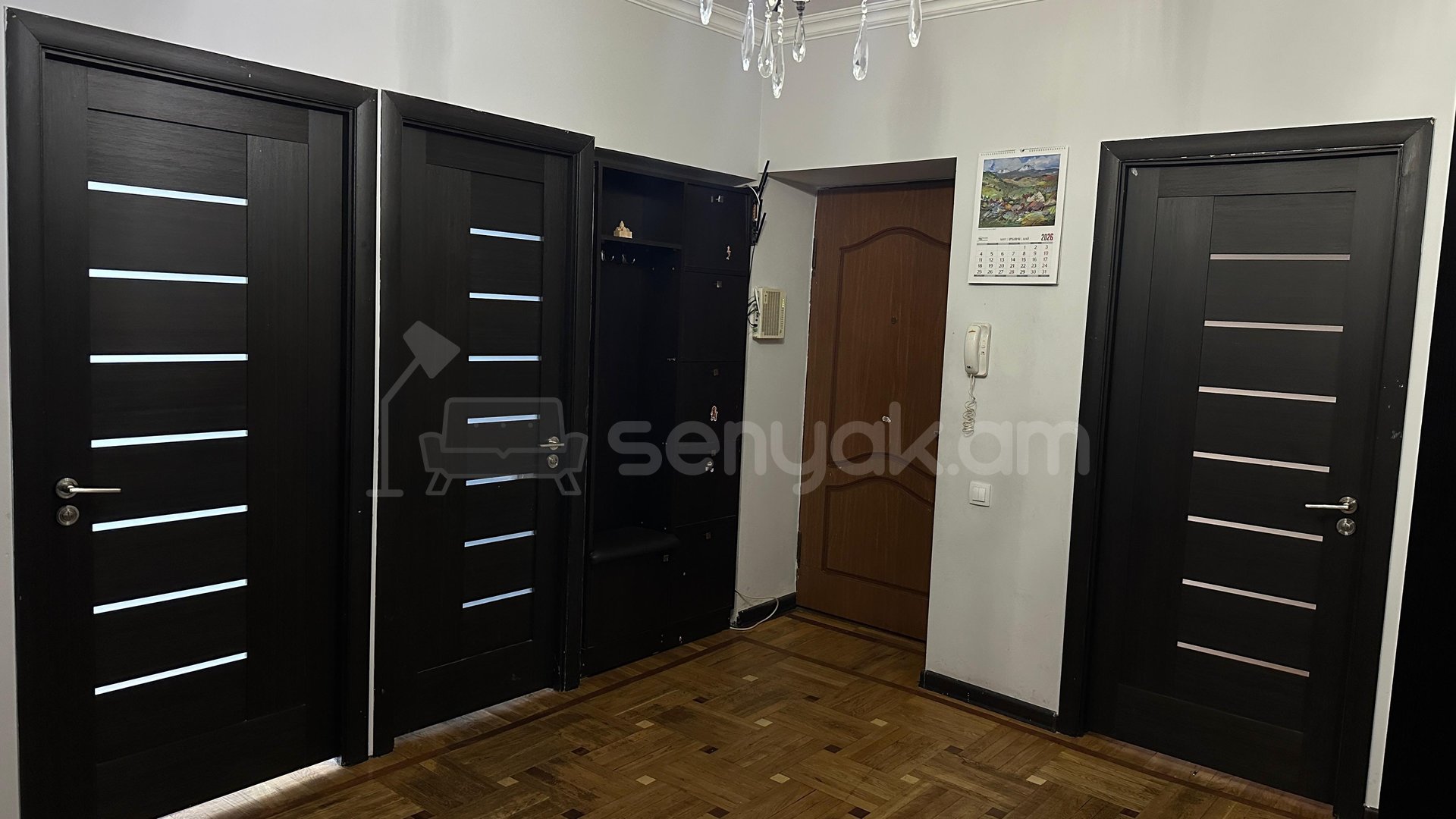 4 Սենյականոց Բնակարան Քարե Շենքում, 91քմ, 5/5 հարկ, Կապիտալ Վերանորոգված