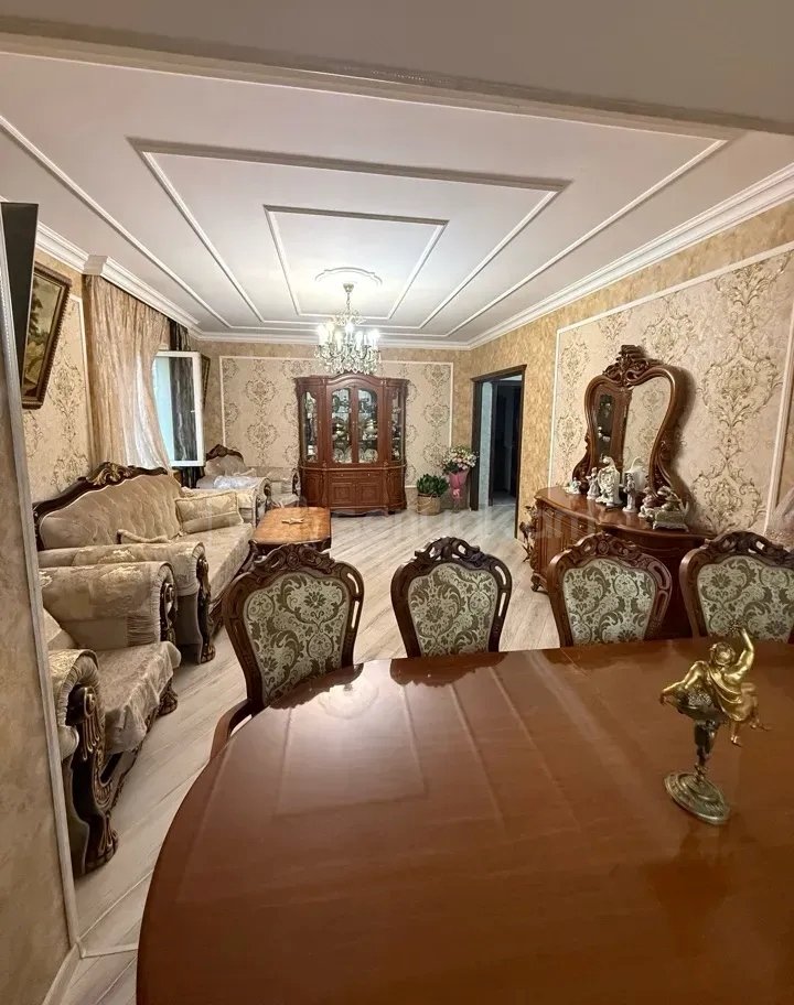 4 Սենյականոց Բնակարան Քարե Շենքում, 103քմ, 4/7 հարկ, Կապիտալ Վերանորոգված