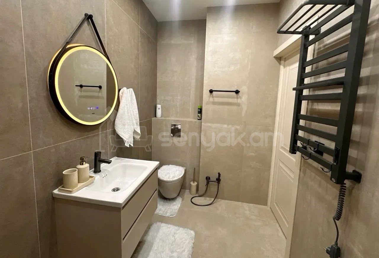 2 Սենյականոց Բնակարան Նորակառույցում, 50քմ, 5/8 հարկ, Կապիտալ Վերանորոգված, Կահավորված, Արևկող