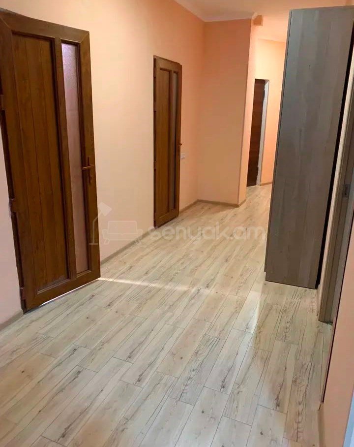 3 Սենյականոց Բնակարան Նորակառույցում, 72քմ, 3/12 հարկ, Կապիտալ Վերանորոգված, Կահավորված, Արևկող
