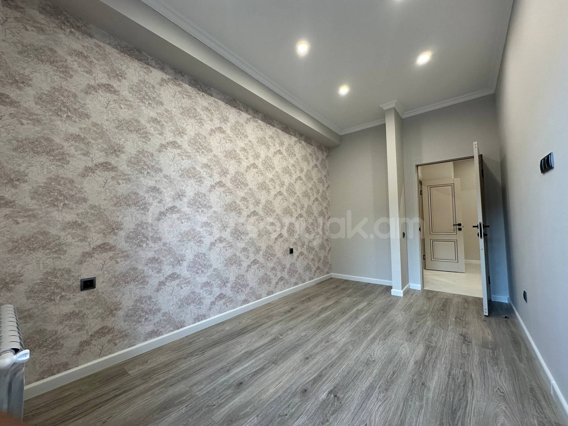2 Սենյականոց Բնակարան Նորակառույցում, 45քմ, 5/14 հարկ, Կապիտալ Վերանորոգված