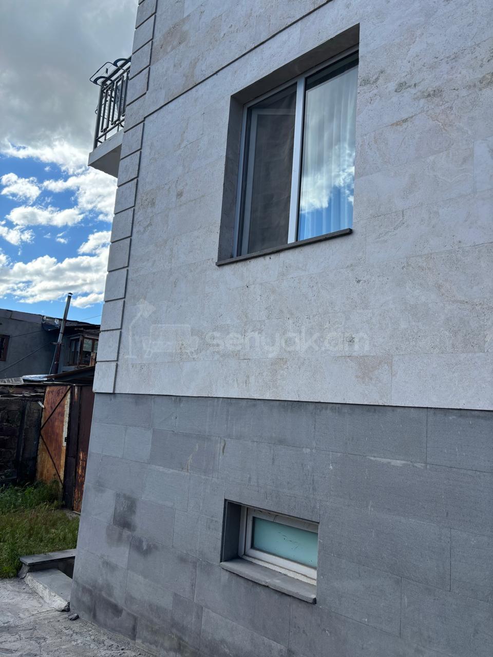 1 Սենյականոց Բնակարան Նորակառույցում, 20քմ, 1/5 հարկ, Կապիտալ Վերանորոգված, Կահավորված, Արևկող