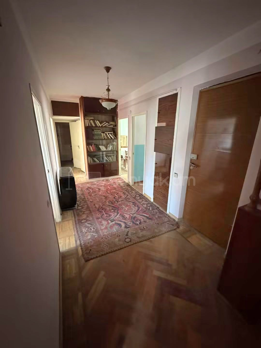 5 Սենյականոց Բնակարան, 103քմ, 3/9 հարկ, Կոսմետիկ Վերանորոգված