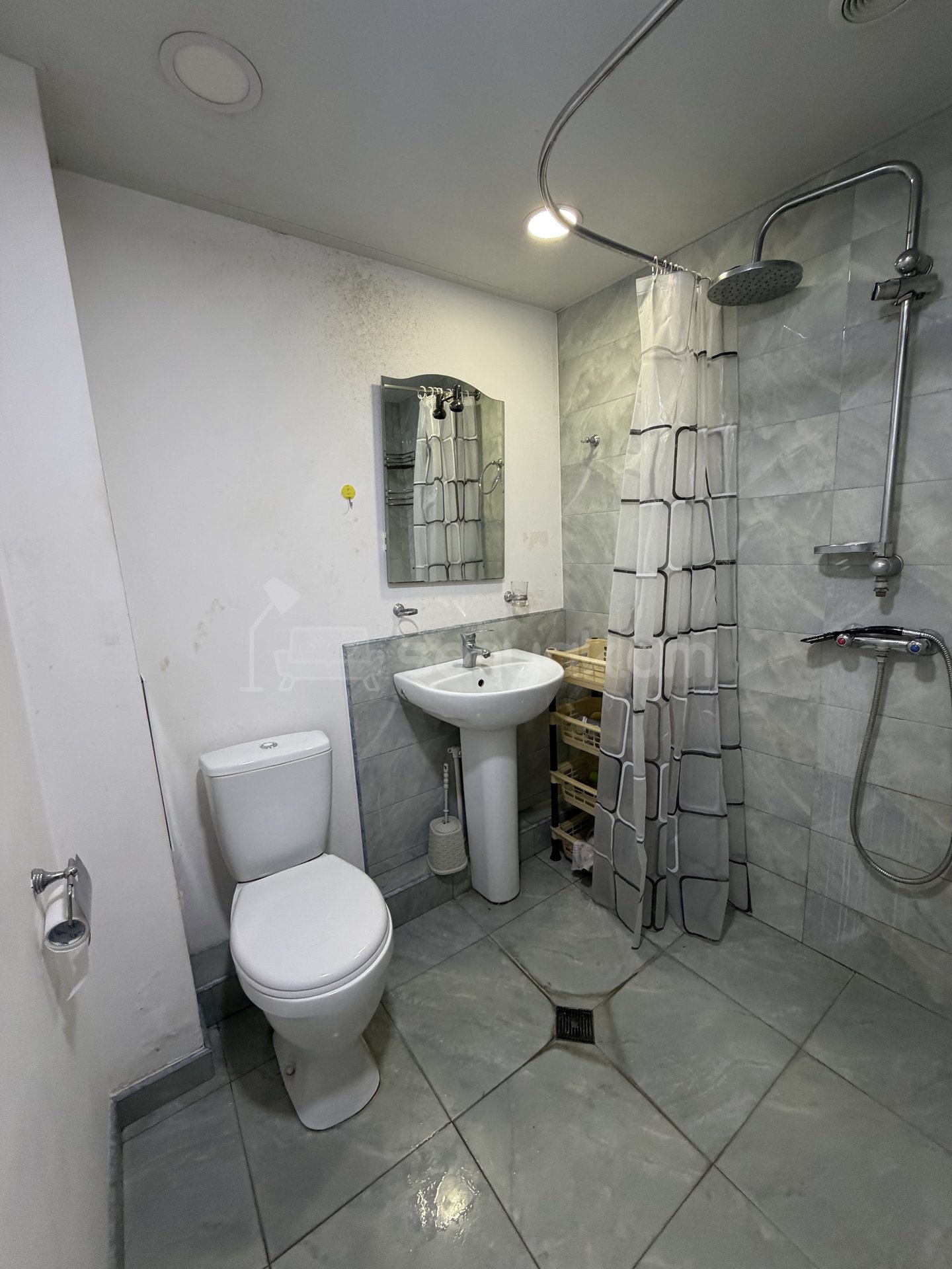 2 Սենյականոց Բնակարան Քարե Շենքում, 55քմ, 3/4 հարկ, Պետական Վիճակում, Կահավորված, Արևկող