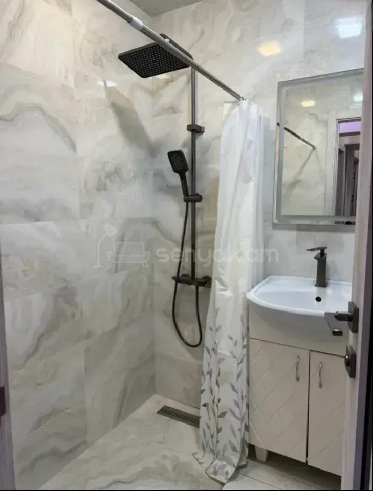 2 Սենյականոց Բնակարան Քարե Շենքում, 61քմ, 3/5 հարկ, Կապիտալ Վերանորոգված