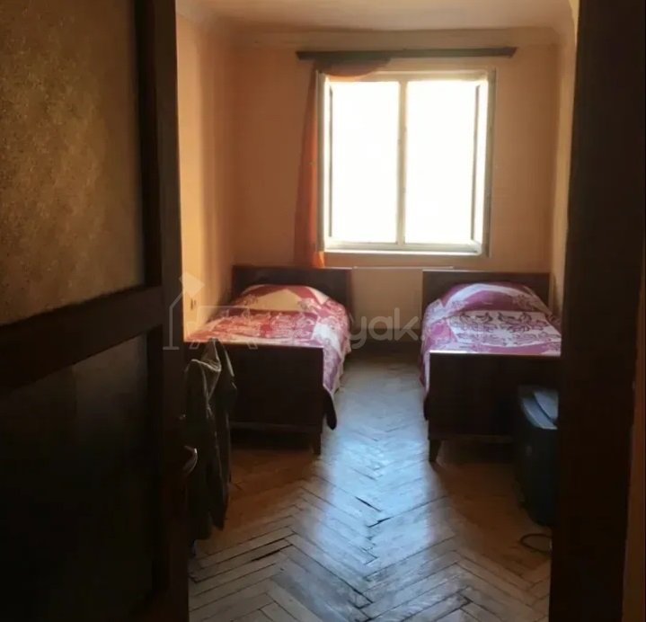 2 Սենյականոց Բնակարան, 62քմ, 2/4 հարկ, Կապիտալ Վերանորոգված