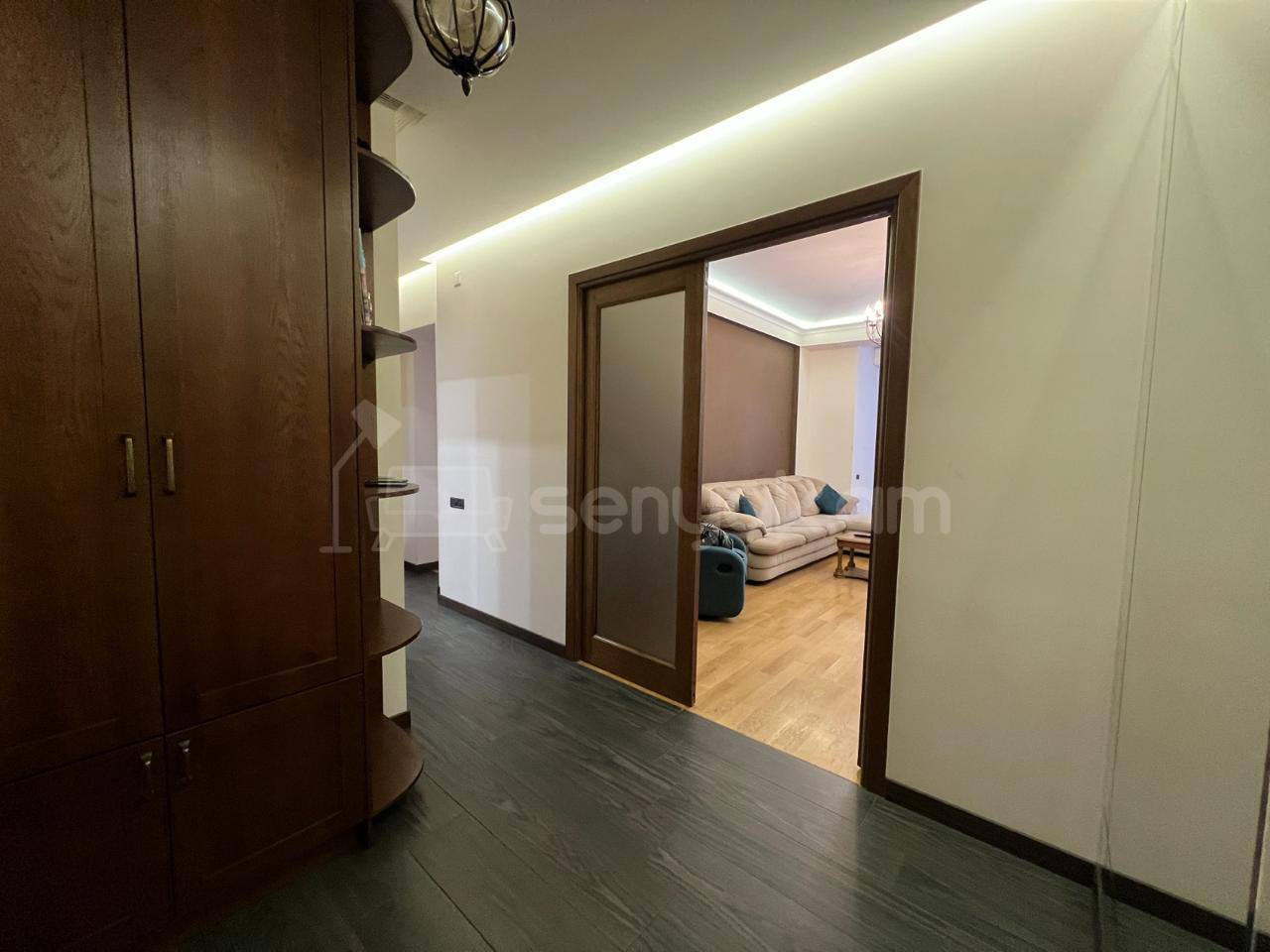 3 Սենյականոց Բնակարան Նորակառույցում, 113քմ, 9/11 հարկ, Կապիտալ Վերանորոգված