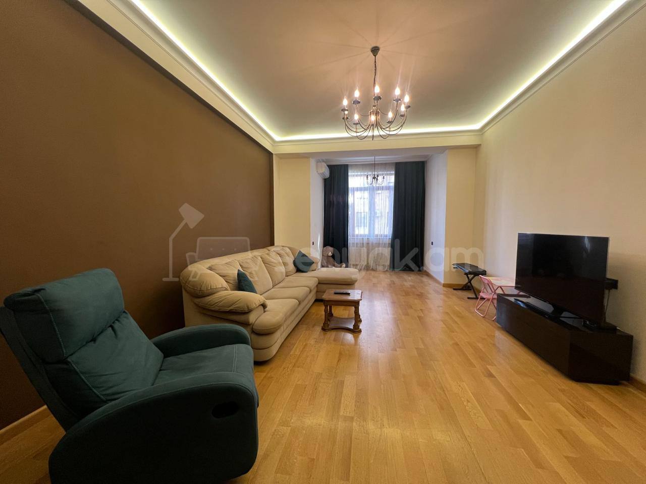 3 Սենյականոց Բնակարան Նորակառույցում, 113քմ, 9/11 հարկ, Կապիտալ Վերանորոգված