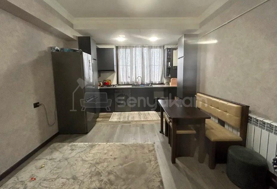 2 Սենյականոց Բնակարան, 43քմ, 5/9 հարկ, Կապիտալ Վերանորոգված