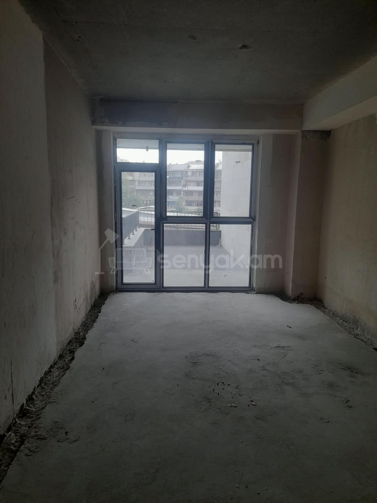 4 Սենյականոց Բնակարան Նորակառույցում, 120քմ, 2/16 հարկ, Զրոյական Վիճակում