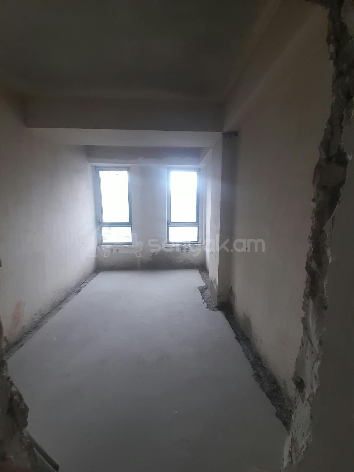 4 Սենյականոց Բնակարան Նորակառույցում, 120քմ, 2/16 հարկ, Զրոյական Վիճակում