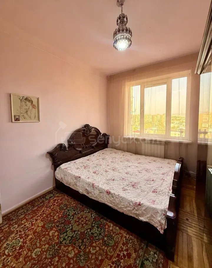 4 Սենյականոց Բնակարան, 90քմ, 7/9 հարկ, Նորմալ Վիճակում, Կահավորված