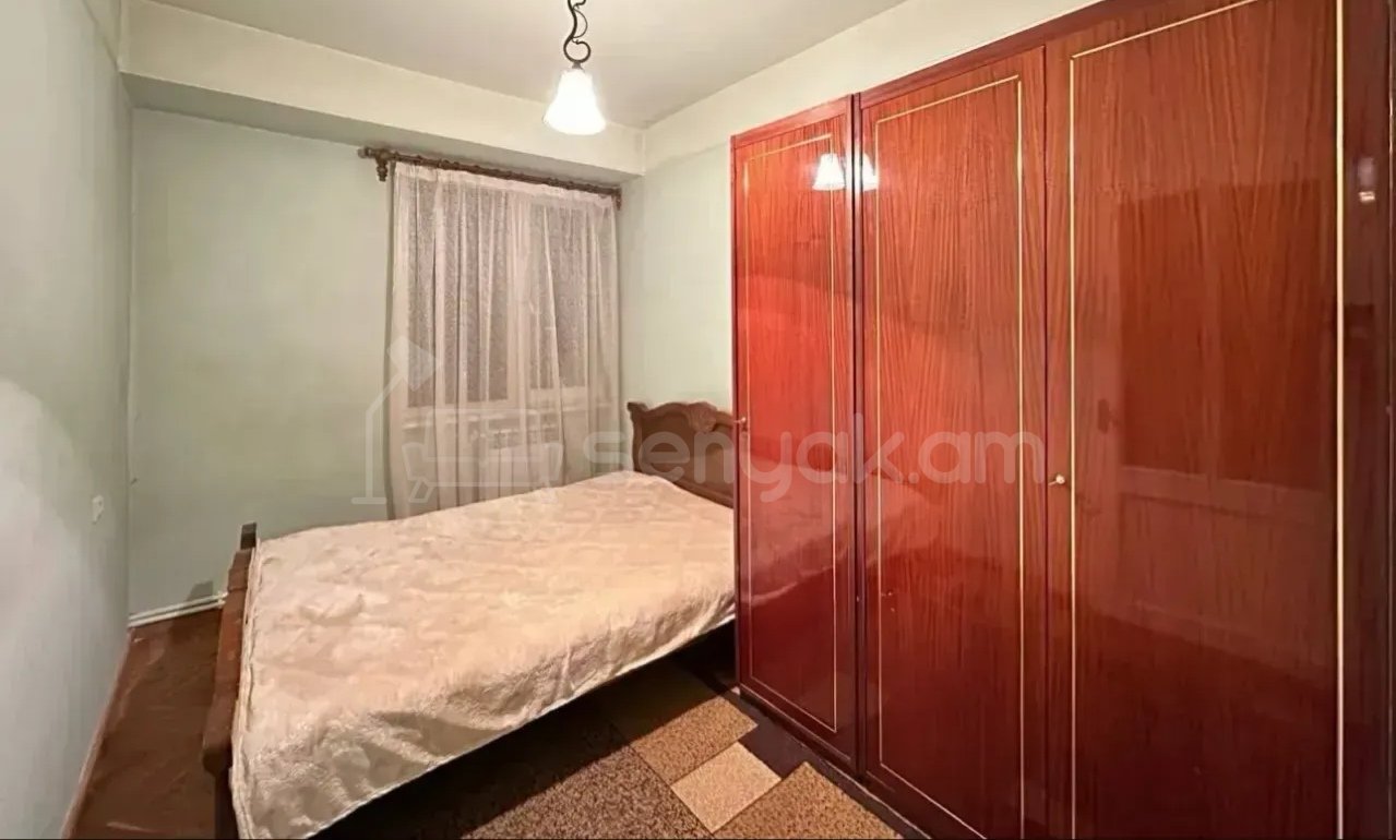 4 Սենյականոց Բնակարան, 90քմ, 6/9 հարկ, Նորմալ Վիճակում, Կահավորված