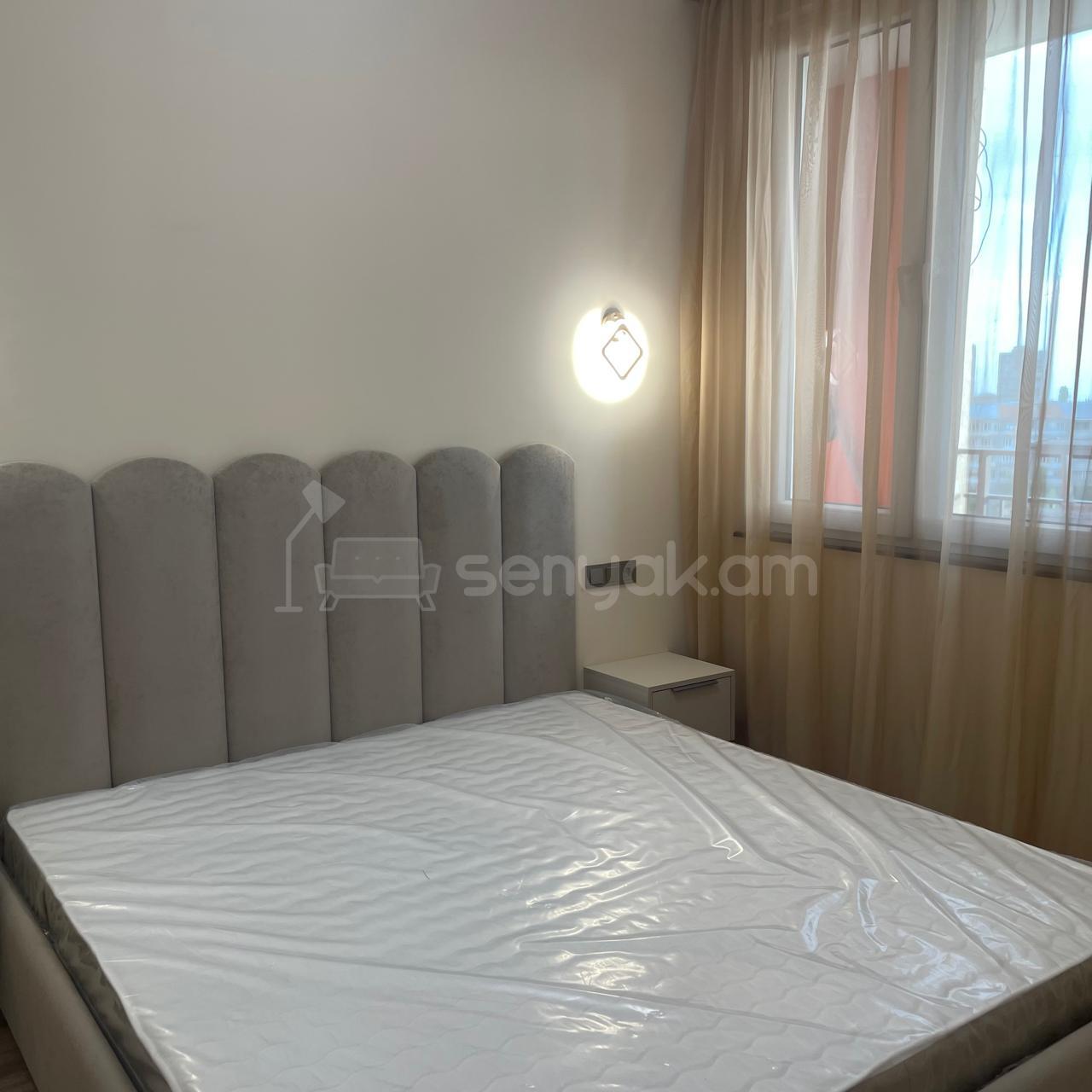 2 Սենյականոց Բնակարան Նորակառույցում, 70քմ, 9/14 հարկ, Դիզայներական Վերանորոգված, Կահավորված, Արևկող