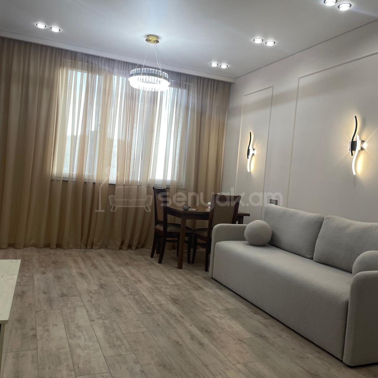 2 Սենյականոց Բնակարան Նորակառույցում, 70քմ, 9/14 հարկ, Դիզայներական Վերանորոգված, Կահավորված, Արևկող
