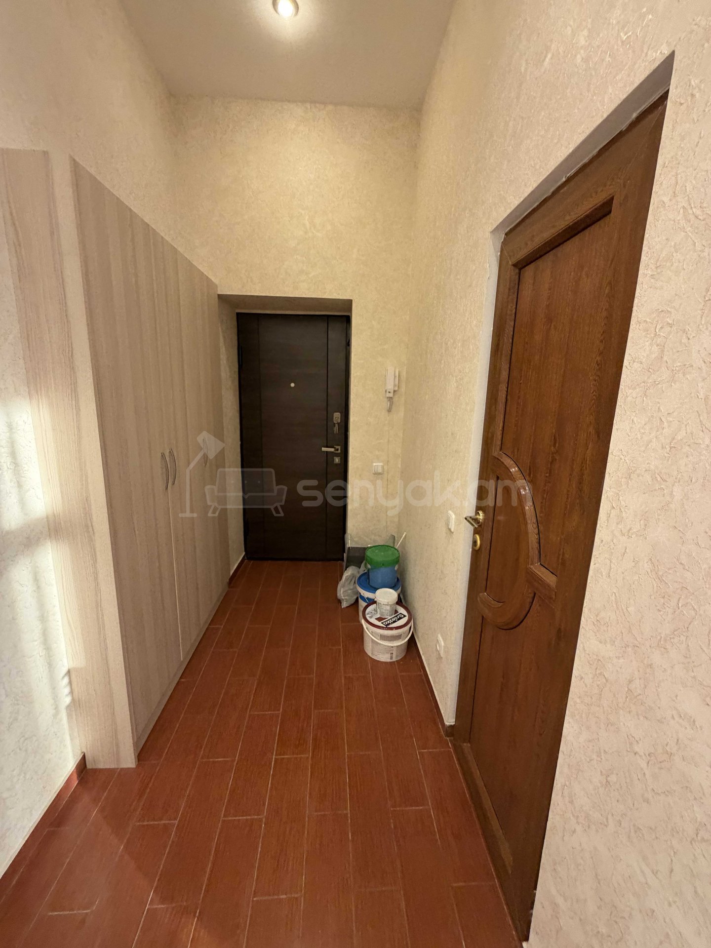 2 Սենյականոց Բնակարան Քարե Շենքում, 75քմ, 4/4 հարկ, Դիզայներական Վերանորոգված