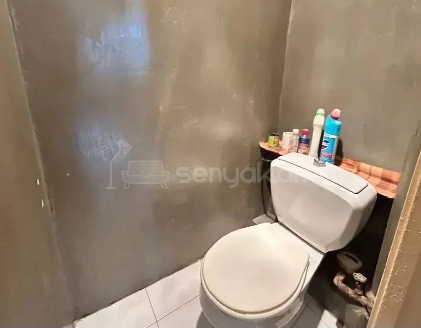 3 Սենյականոց Բնակարան, 80քմ, 8/9 հարկ, Պետական Վիճակում