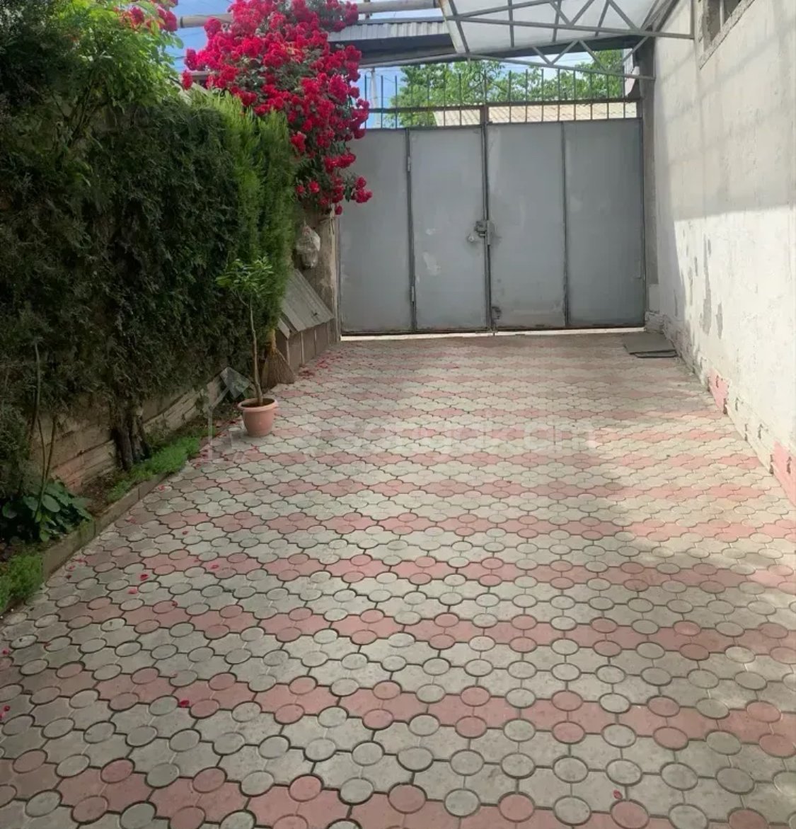 3 Սենյականոց Սեփական Տուն, 90քմ, Նորմալ Վիճակում, Կահավորված