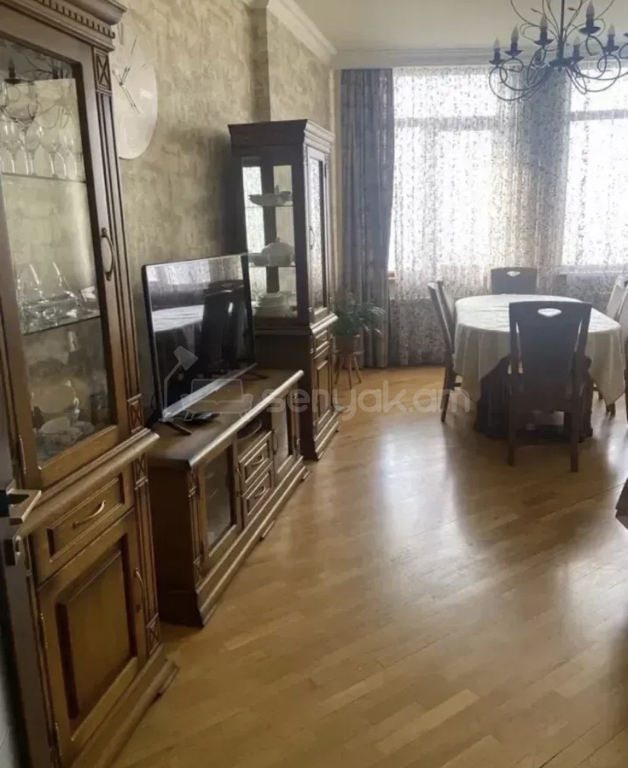 4 Սենյականոց Բնակարան Նորակառույցում, 130քմ, 13/14 հարկ, Կապիտալ Վերանորոգված
