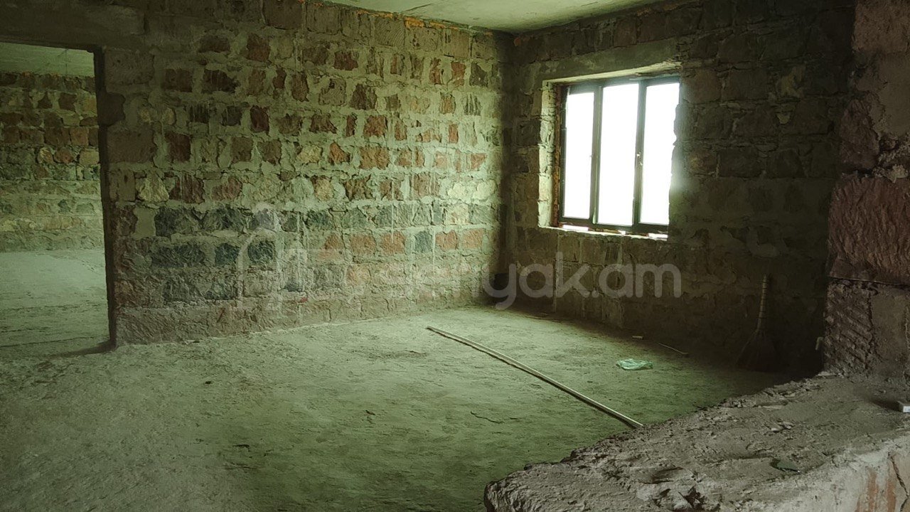 8 Սենյականոց Սեփական Տուն, 570քմ