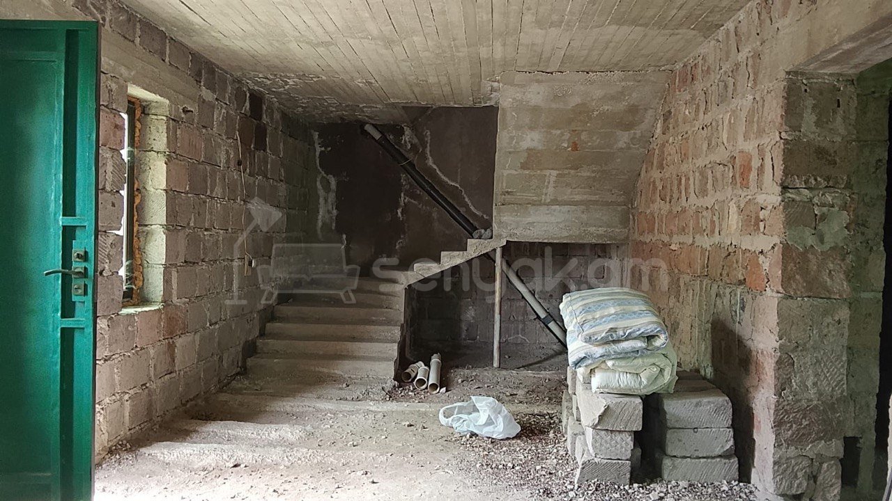 8 Սենյականոց Սեփական Տուն, 570քմ