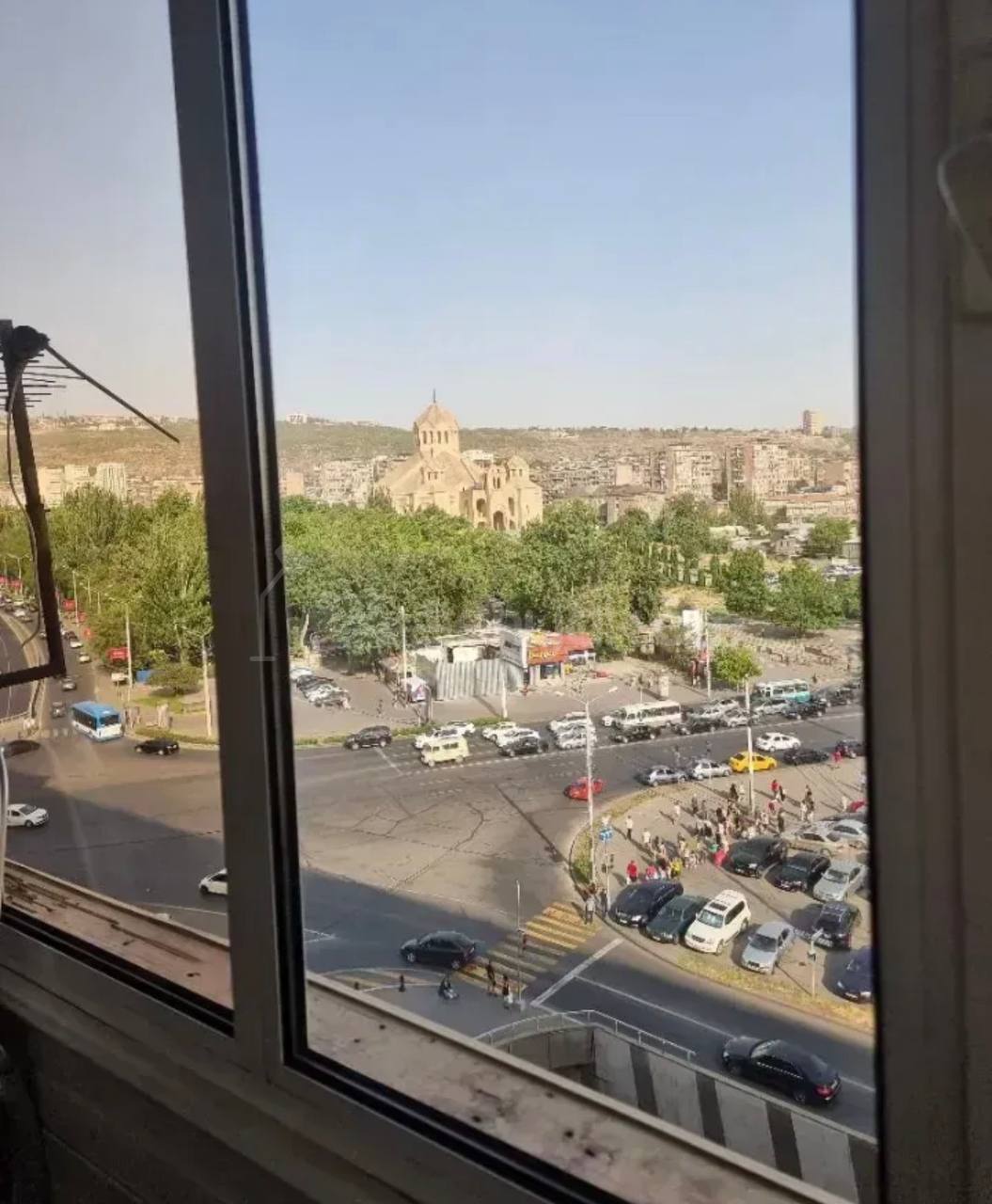 2 Սենյականոց Բնակարան, 71քմ, 8/11 հարկ, Կապիտալ Վերանորոգված, Կահավորված, Արևկող