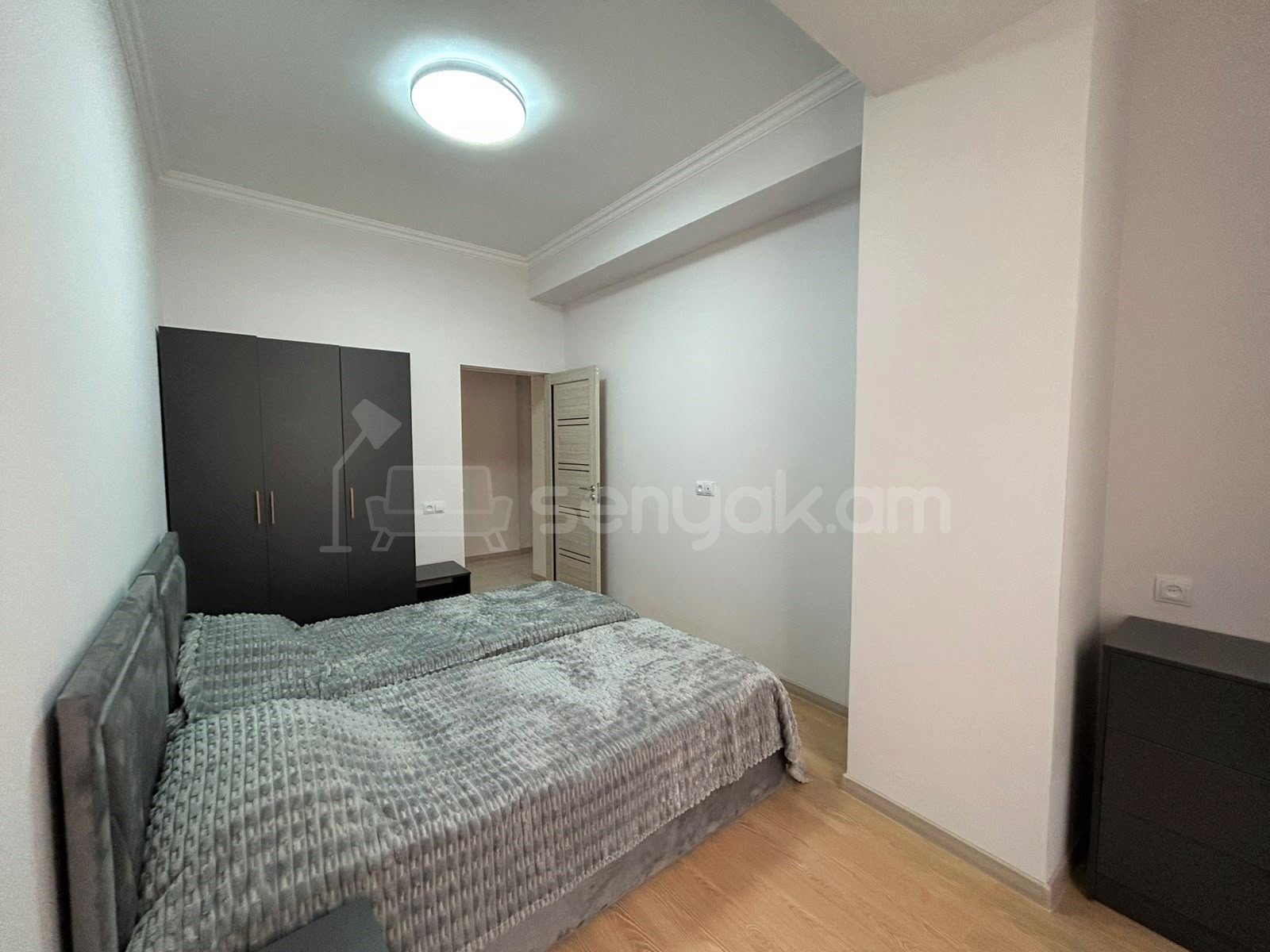 3 Սենյականոց Բնակարան Նորակառույցում, 70քմ, 2/8 հարկ, Դիզայներական Վերանորոգված