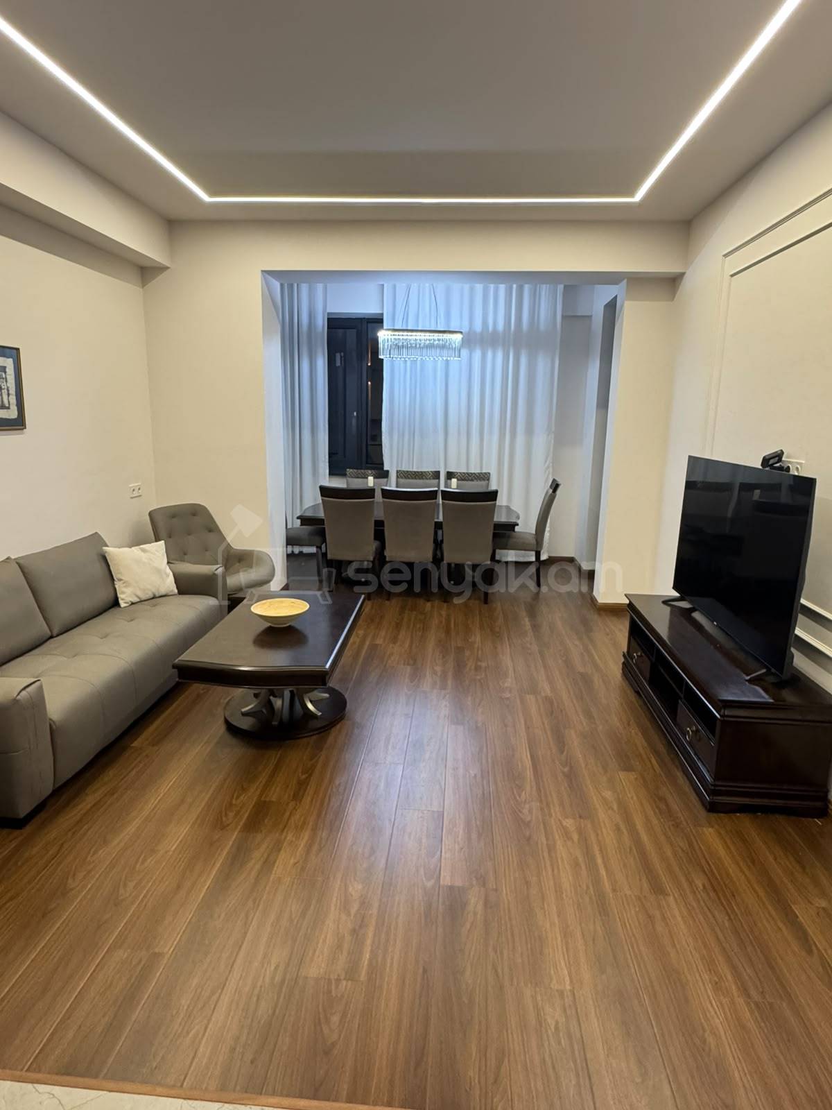 3 Սենյականոց Բնակարան Նորակառույցում, 110քմ, 10/12 հարկ, Կապիտալ Վերանորոգված, Կահավորված, Արևկող