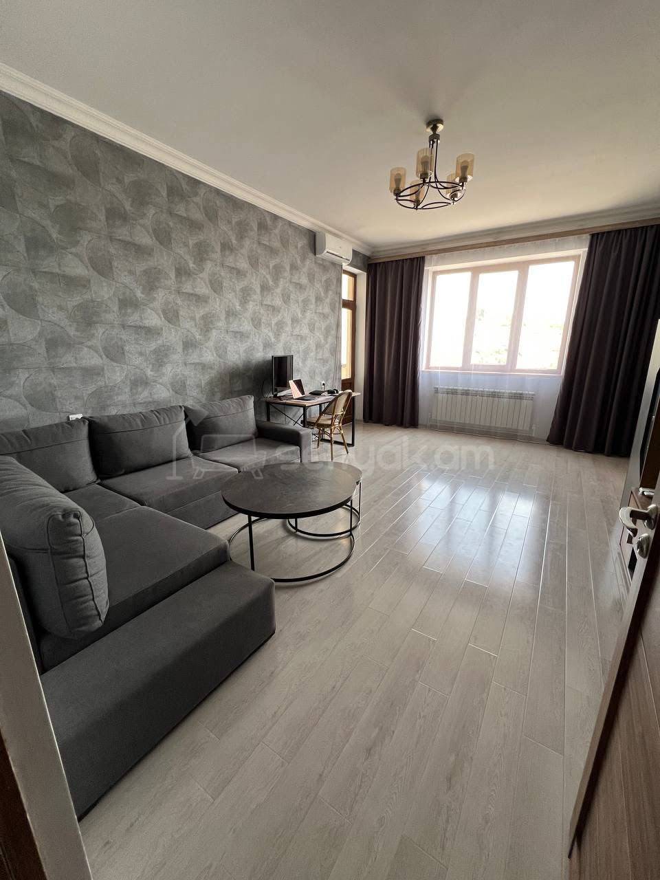 3 Սենյականոց Բնակարան Նորակառույցում, 101քմ, 10/12 հարկ, Դիզայներական Վերանորոգված, Կահավորված, Արևկող