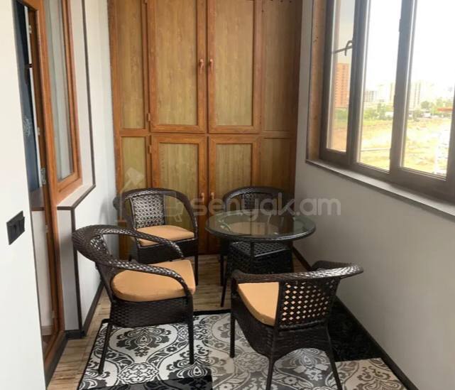 3 Սենյականոց Բնակարան, 80քմ, 6/12 հարկ, Կապիտալ Վերանորոգված, Կահավորված, Արևկող
