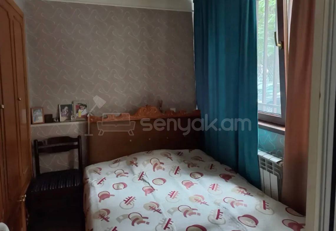 2 Սենյականոց Բնակարան Քարե Շենքում, 43քմ, 1/5 հարկ, Կապիտալ Վերանորոգված