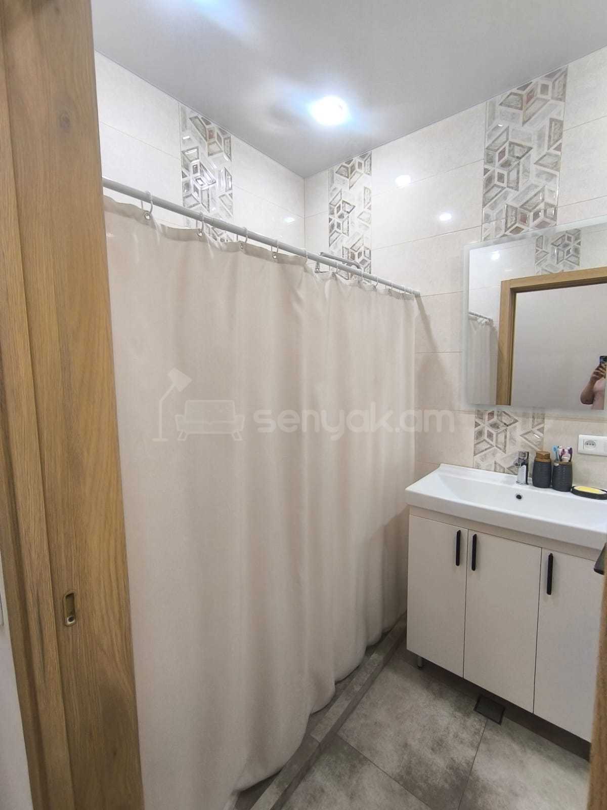 3 Սենյականոց Բնակարան Նորակառույցում, 89քմ, 2/14 հարկ, Դիզայներական Վերանորոգված, Կահավորված