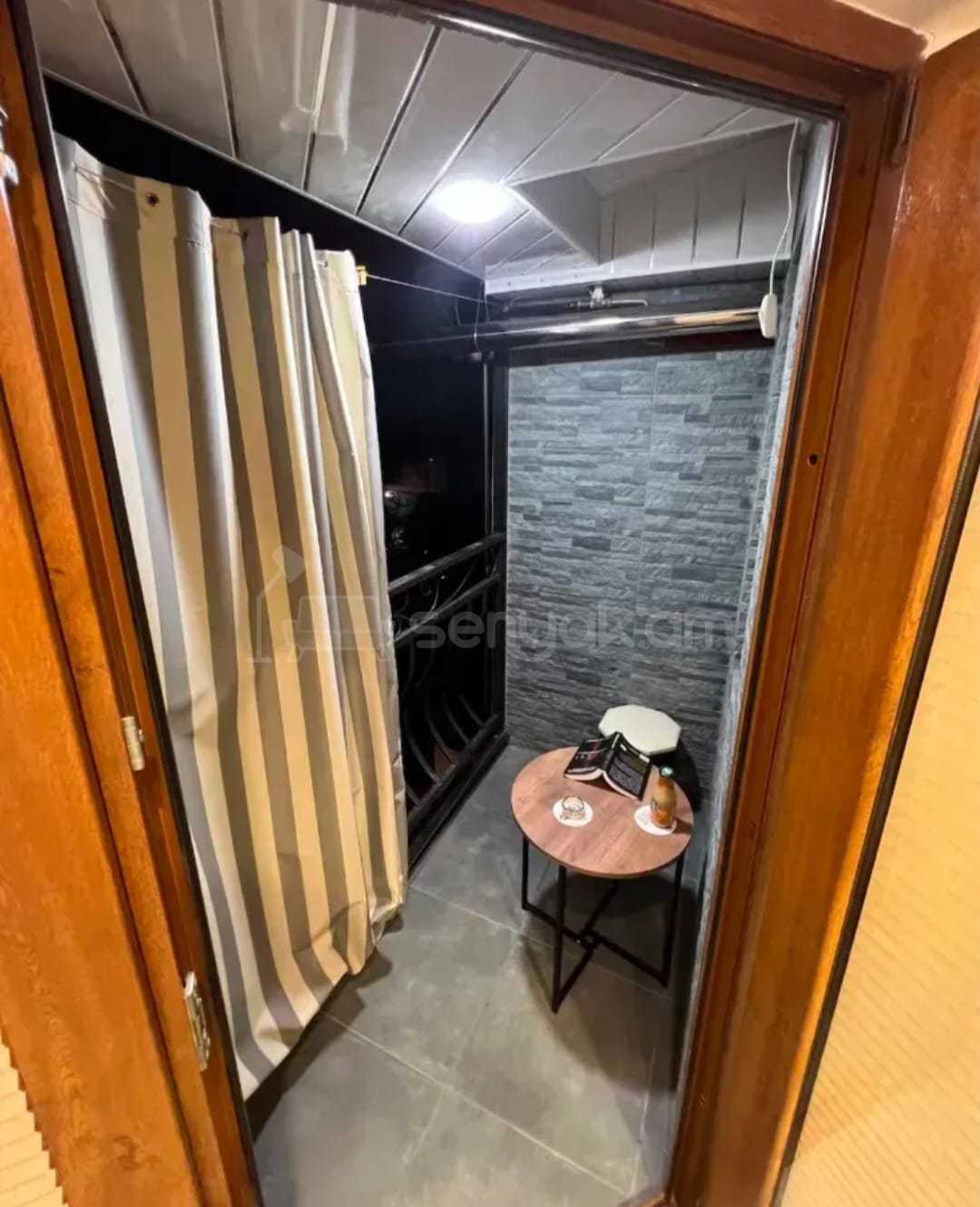 3 Սենյականոց Բնակարան Քարե Շենքում, 70քմ, 4/4 հարկ, Կոսմետիկ Վերանորոգված, Կահավորված