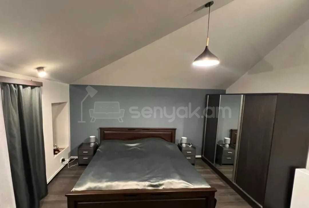 3 Սենյականոց Բնակարան Քարե Շենքում, 70քմ, 4/4 հարկ, Կոսմետիկ Վերանորոգված, Կահավորված