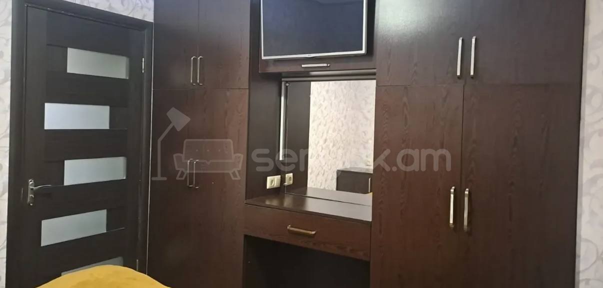 4 Սենյականոց Բնակարան, 92քմ, 1/12 հարկ, Կապիտալ Վերանորոգված