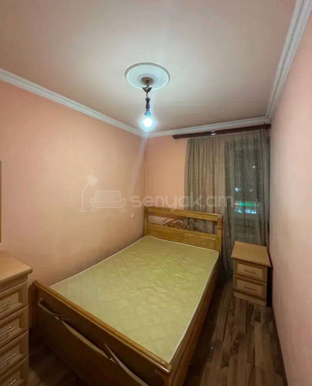3 Սենյականոց Բնակարան Քարե Շենքում, 43քմ, 3/5 հարկ, Կապիտալ Վերանորոգված
