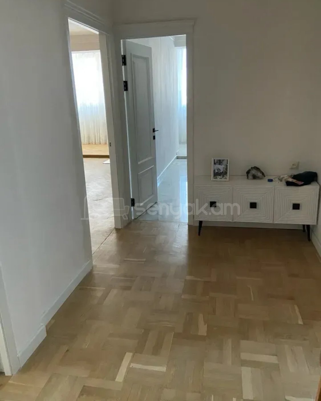 3 Սենյականոց Բնակարան, 80քմ, 4/9 հարկ, Կապիտալ Վերանորոգված, Կահավորված, Արևկող