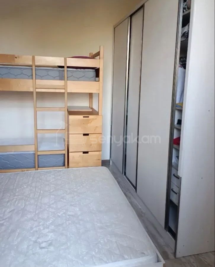 2 Սենյականոց Բնակարան Քարե Շենքում, 80քմ, 2/5 հարկ, Կոսմետիկ Վերանորոգված, Կահավորված, Արևկող