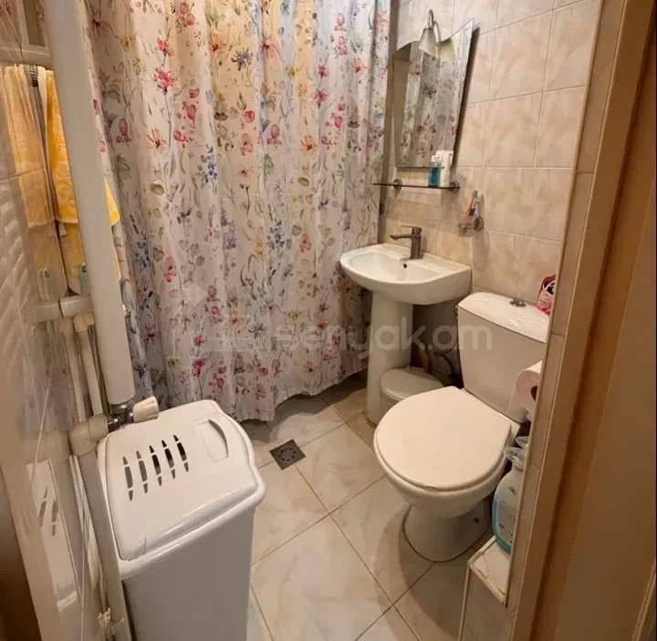 3 Սենյականոց Բնակարան, 51քմ, 2/5 հարկ, Կոսմետիկ Վերանորոգված