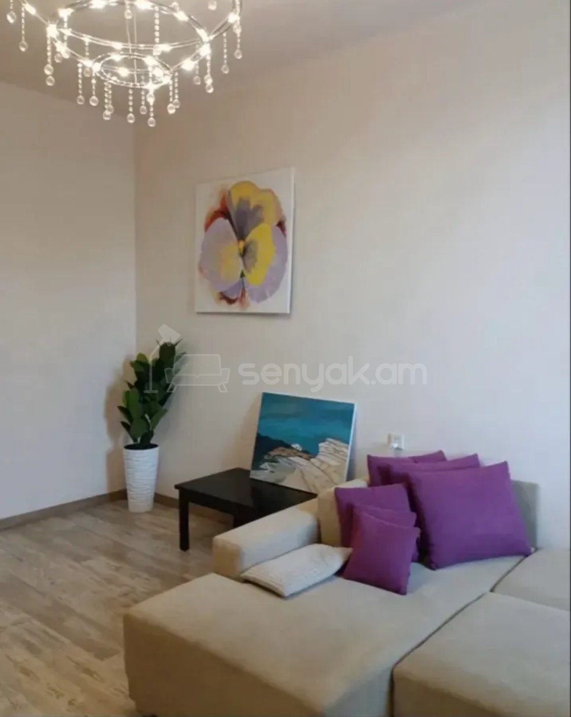 2 Սենյականոց Բնակարան Քարե Շենքում, 80քմ, 2/5 հարկ, Կապիտալ Վերանորոգված, Կահավորված