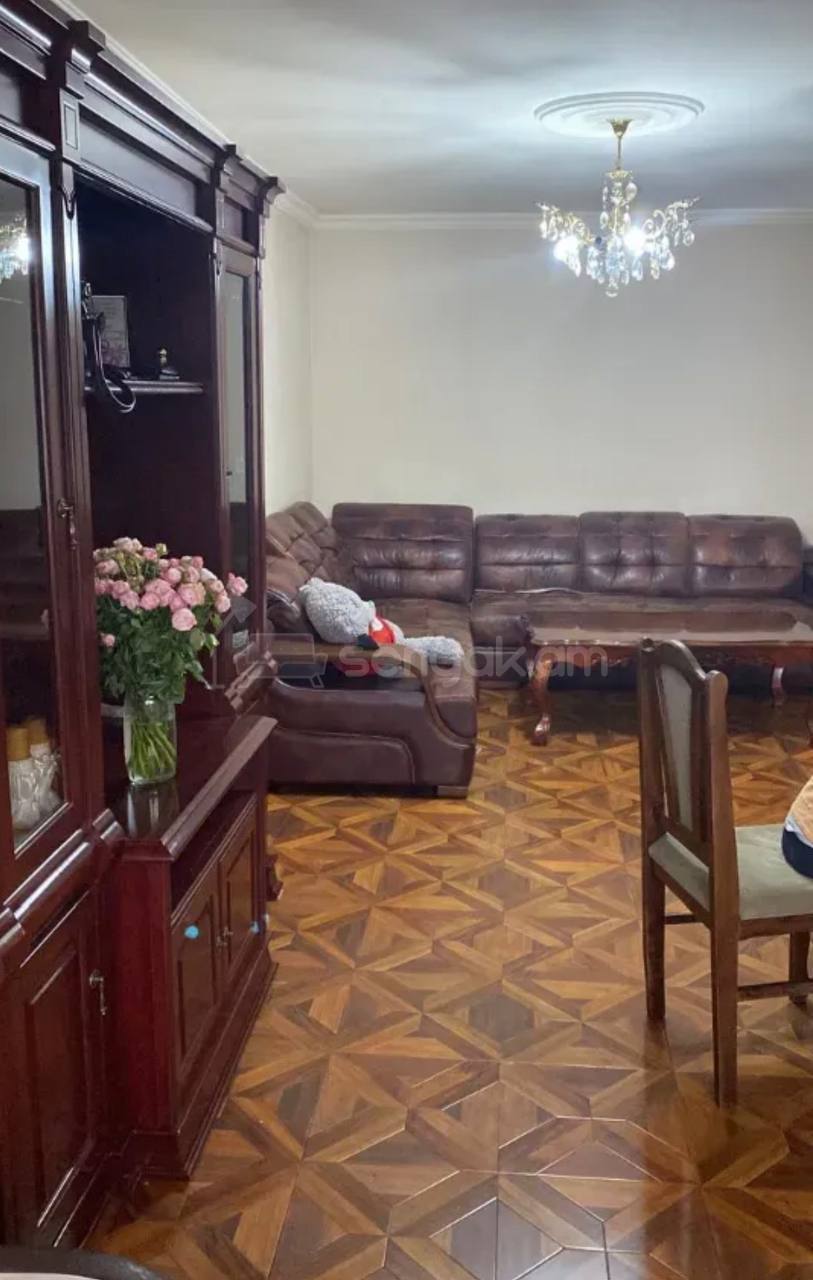 2 Սենյականոց Բնակարան Քարե Շենքում, 80քմ, 4/4 հարկ, Կապիտալ Վերանորոգված, Կահավորված, Արևկող