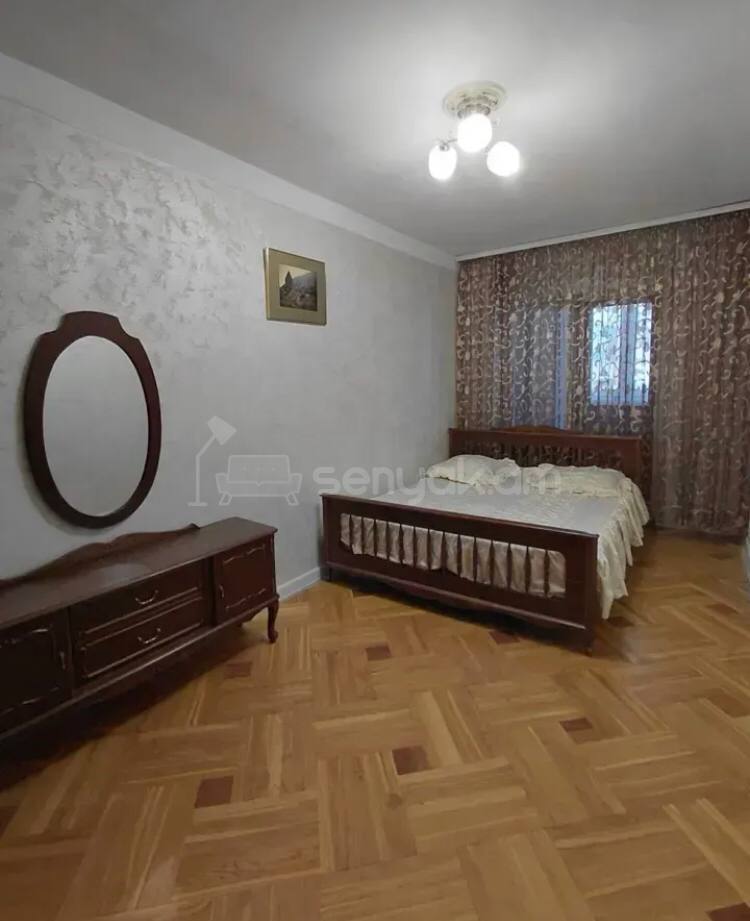 3 Սենյականոց Բնակարան, 70քմ, 2/12 հարկ, Կոսմետիկ Վերանորոգված, Կահավորված