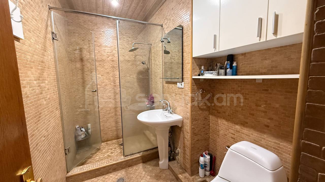 5 Սենյականոց Բնակարան Նորակառույցում, 234քմ, 9/9 հարկ, Կապիտալ Վերանորոգված