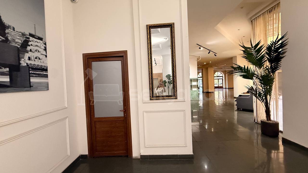 5 Սենյականոց Բնակարան Նորակառույցում, 234քմ, 9/9 հարկ, Կապիտալ Վերանորոգված