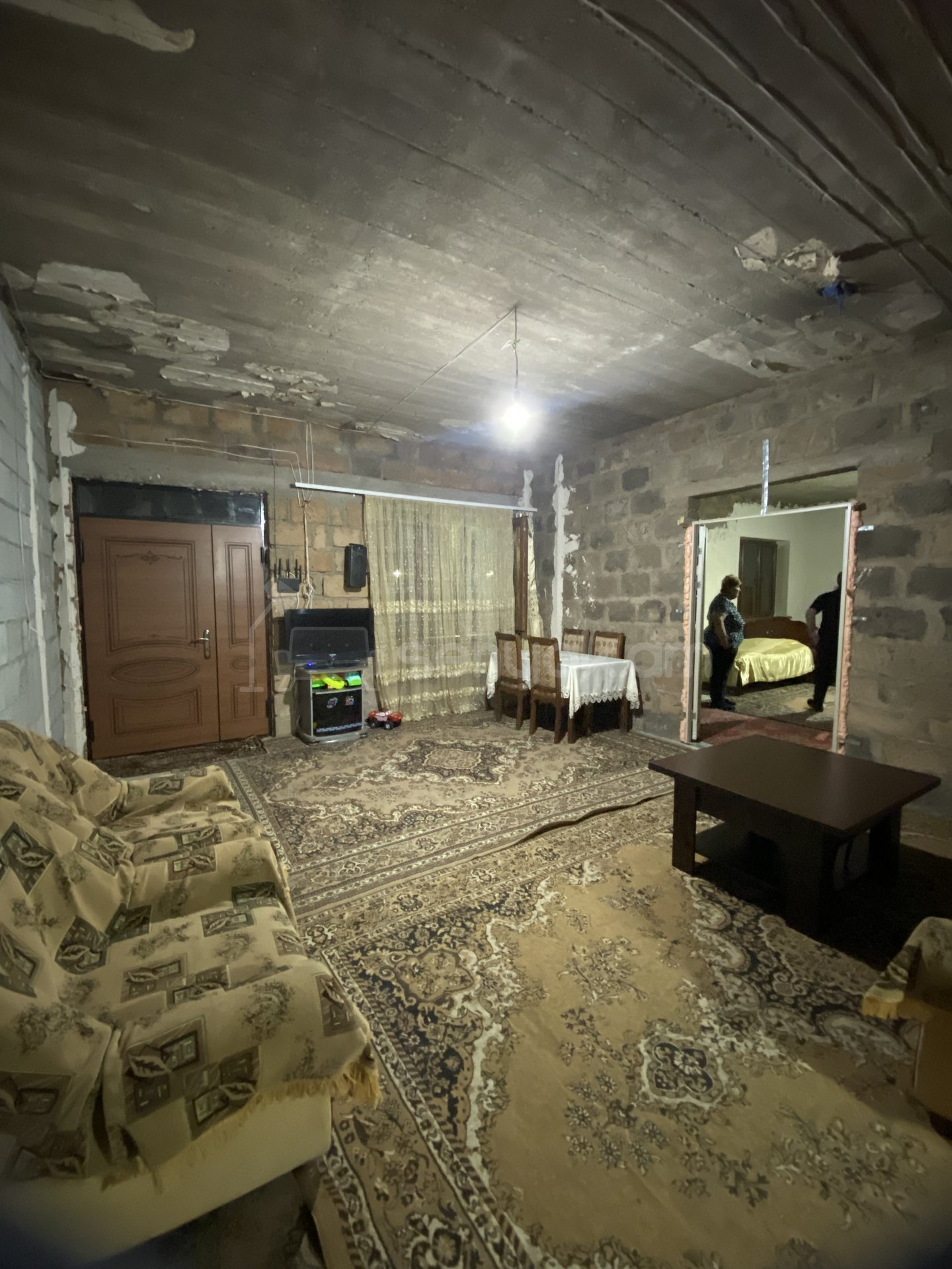 5 Սենյականոց Սեփական Տուն, 262քմ, Կոսմետիկ Վերանորոգված, Ավտոտնակով
